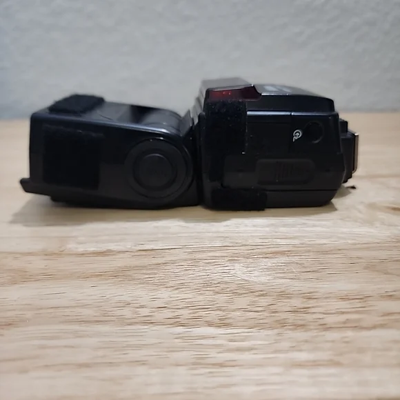 Nikon Speedlight SB-600 Mount Flash /Works GREAT!